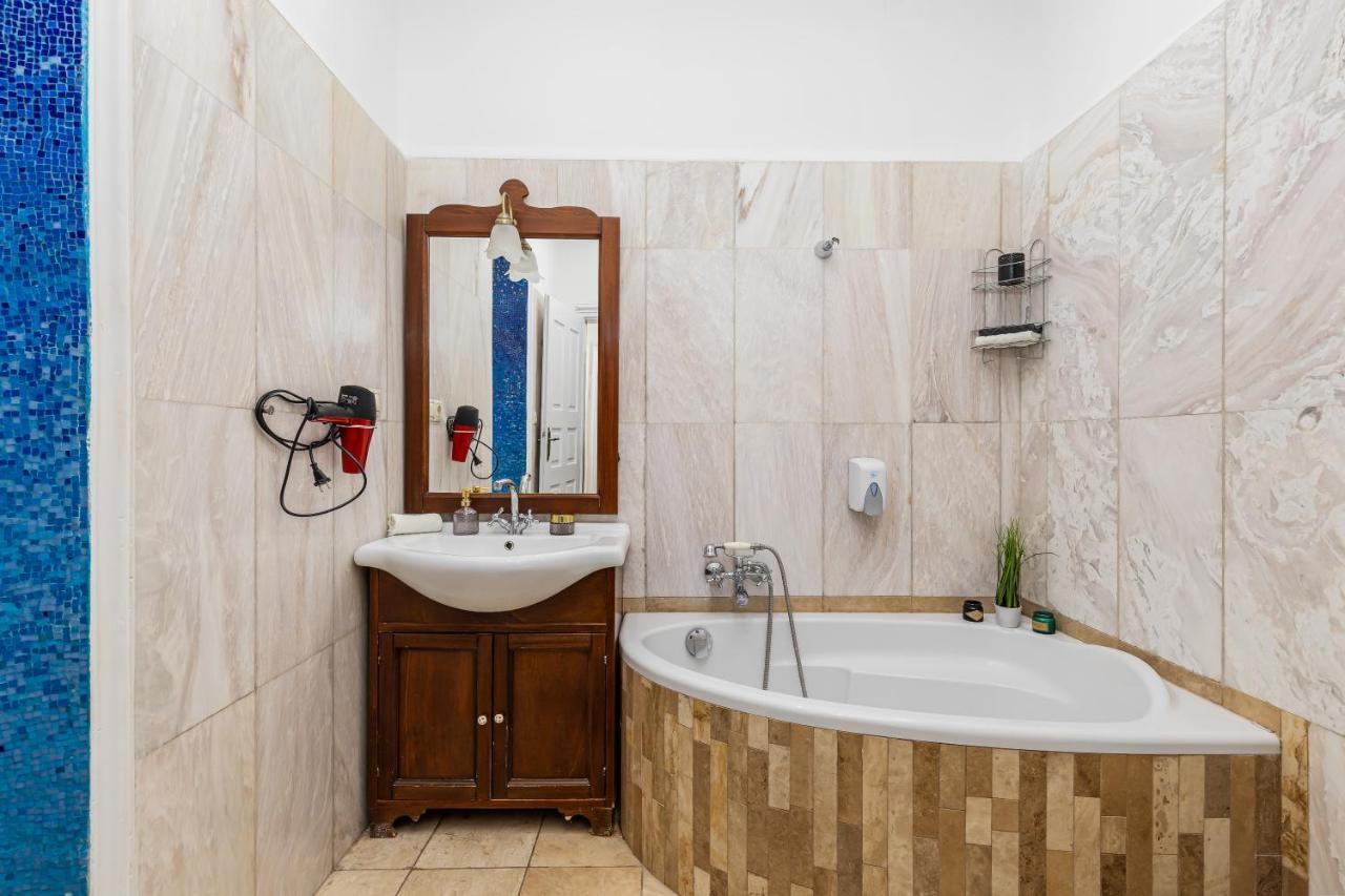 Apartament Real Andrassy *