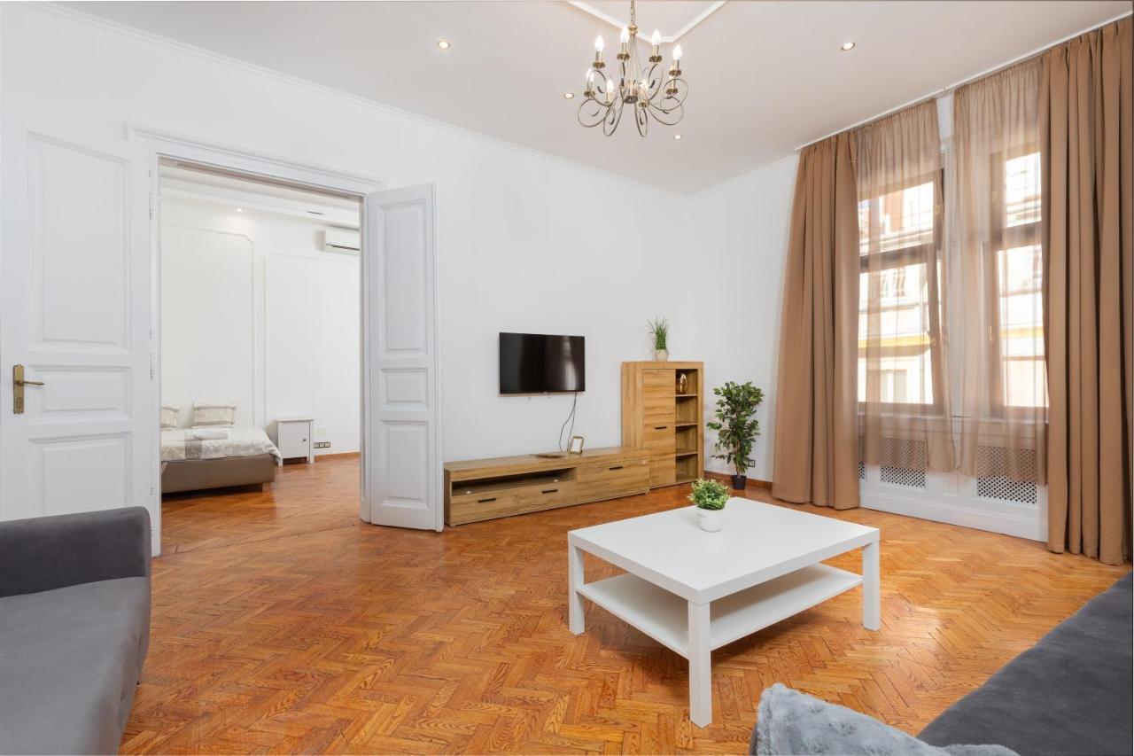 Real Andrassy Budapeszt