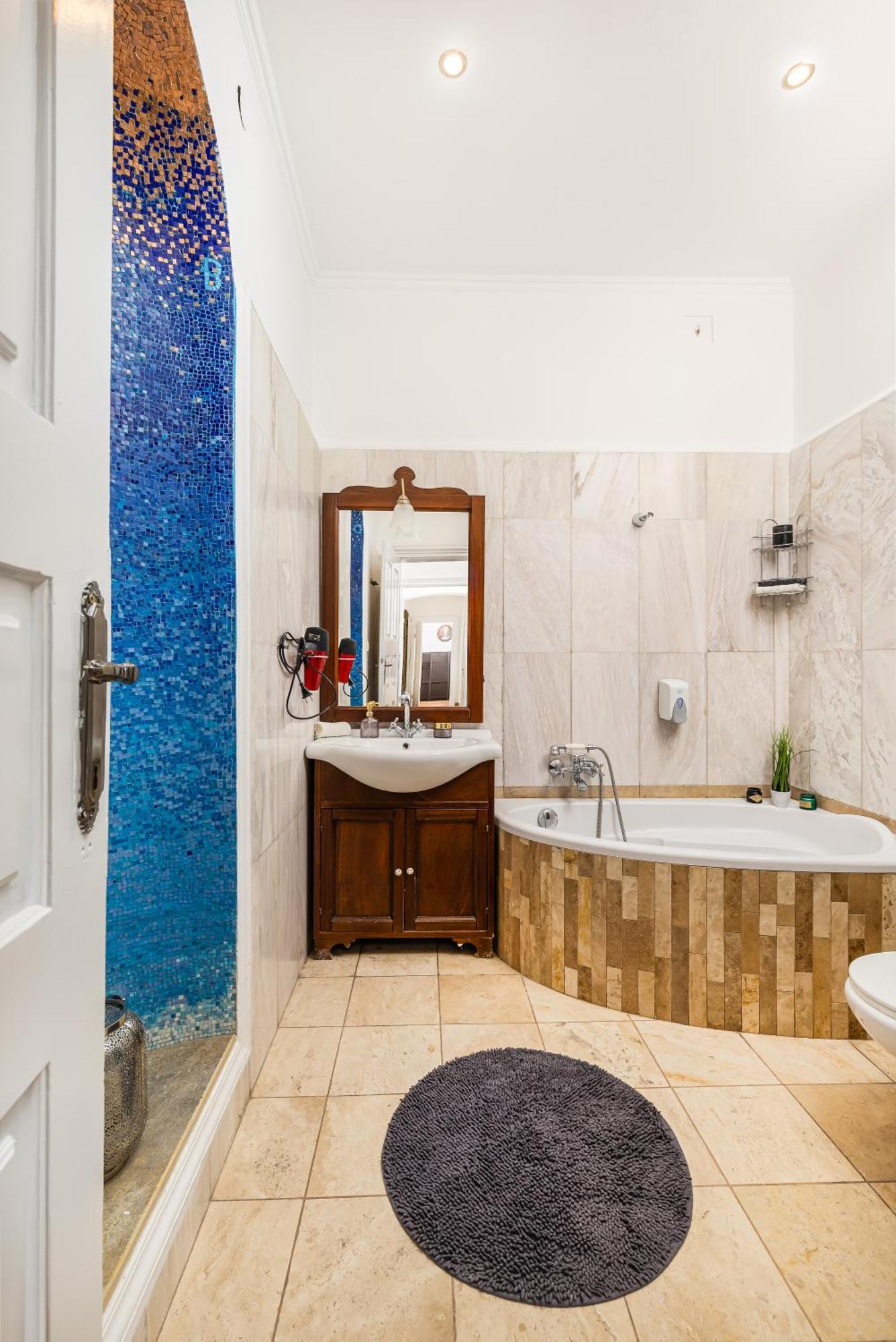 Apartament Real Andrassy *